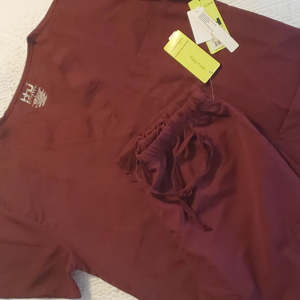 BHU Uniform Srubs 2PC Set wine Large